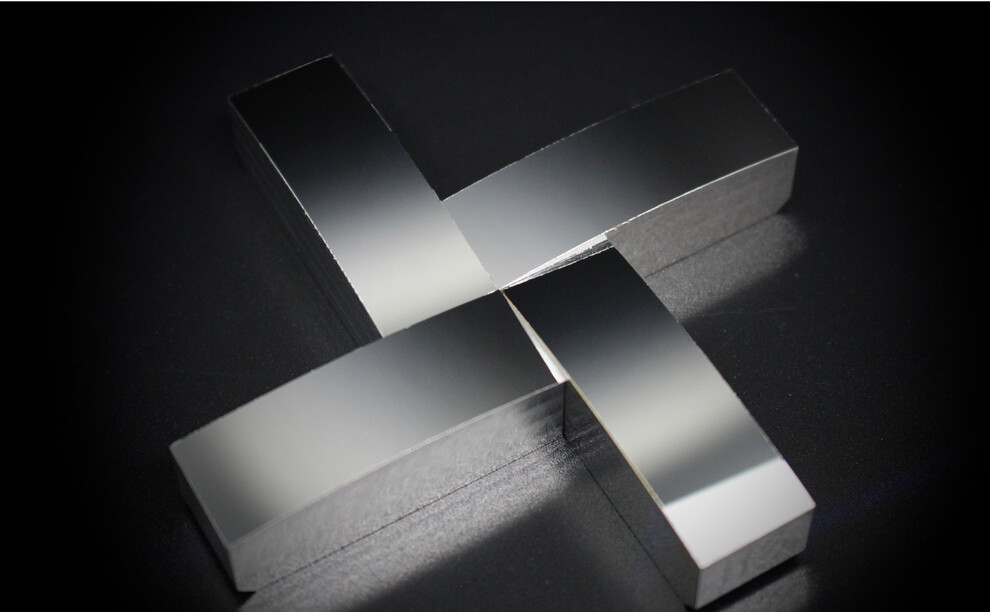 High-Precision Custom Optics